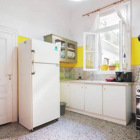 Neoclassical House In The Center Of アテネ エクステリア 写真
