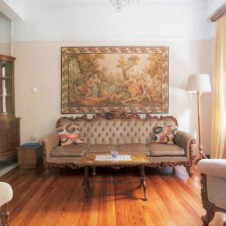 Neoclassical House In The Center Of アテネ エクステリア 写真