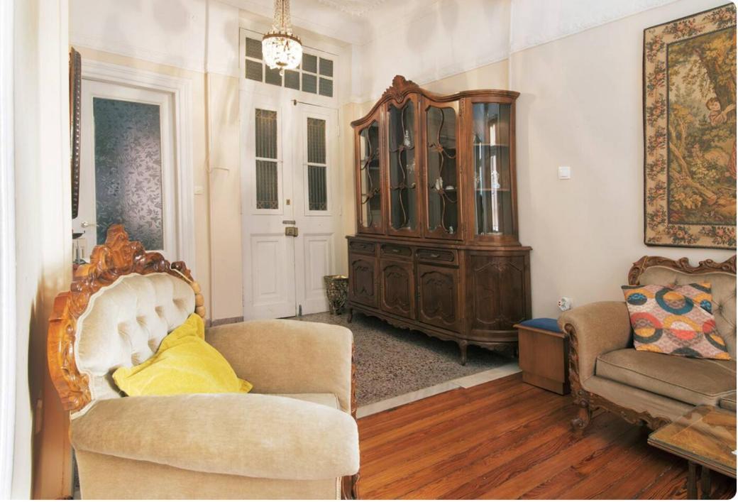 Neoclassical House In The Center Of アテネ エクステリア 写真